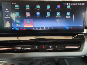 520 d xDrive 1.Hd LEDER AHK NAVI CAM HUD PLA DSC