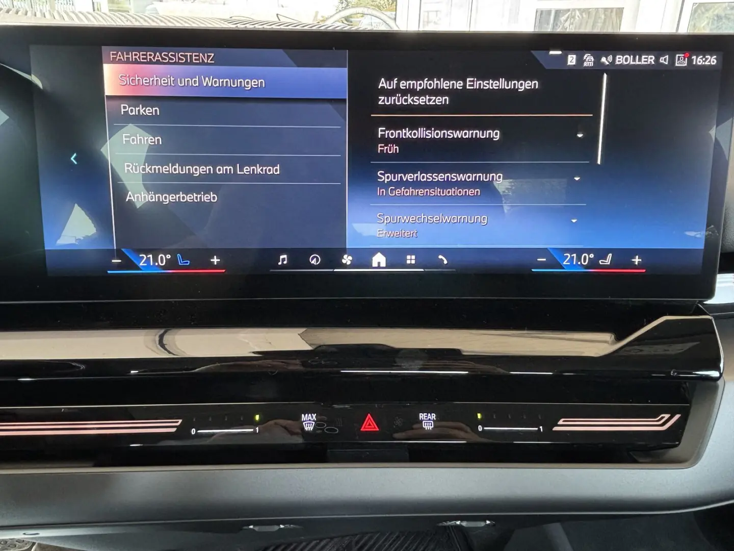 520 d xDrive 1.Hd LEDER AHK NAVI CAM HUD PLA DSC