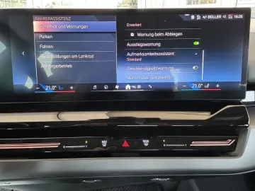 520 d xDrive 1.Hd LEDER AHK NAVI CAM HUD PLA DSC