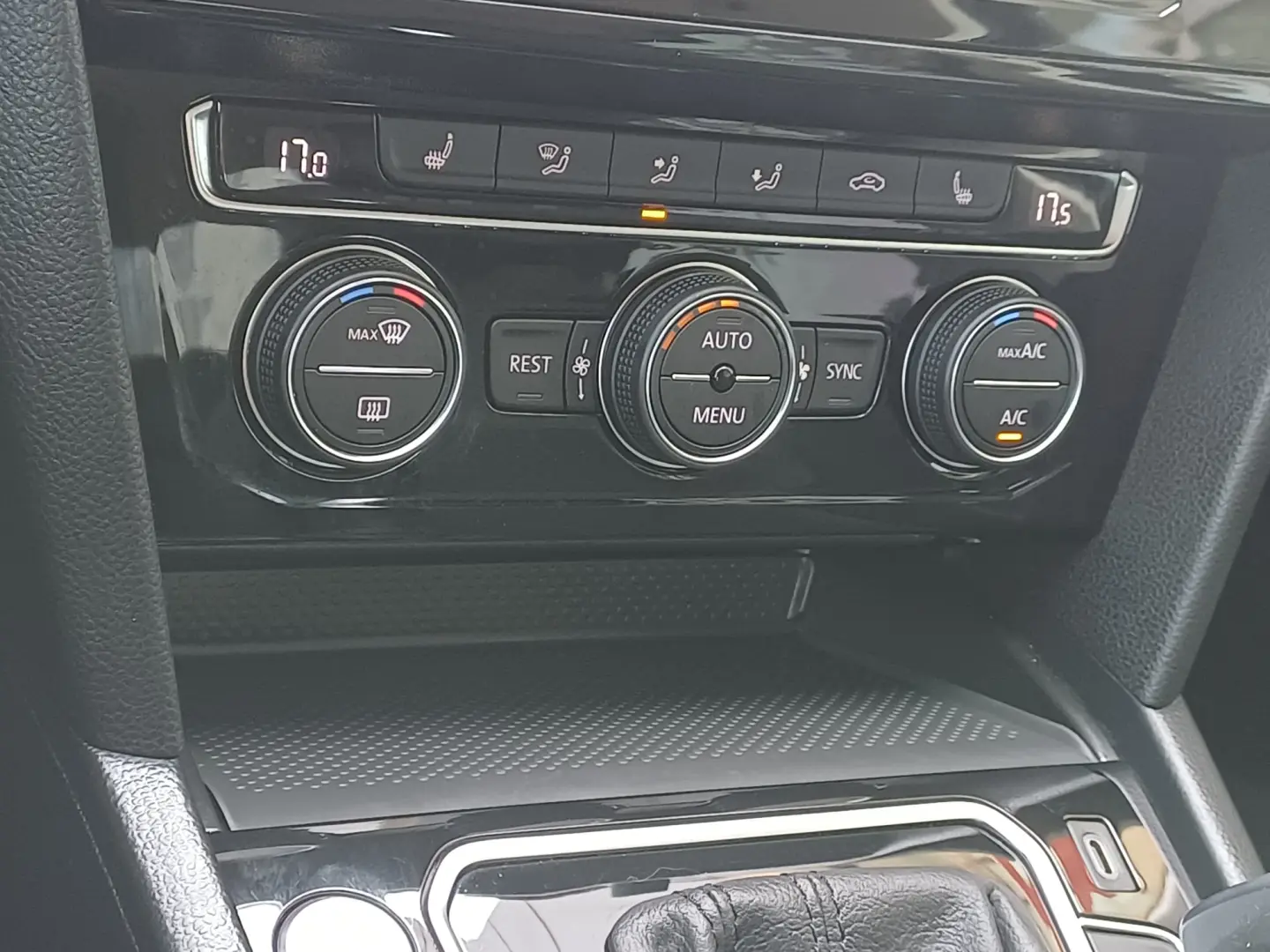 Volkswagen PASSAT 2.0 Tdi 150 CP DSG Highline