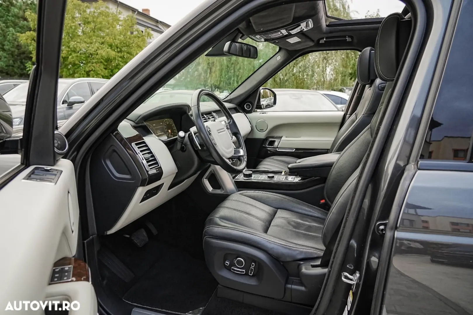 Land Rover Range Rover 3.0 I TDV6 SVAutobiography
