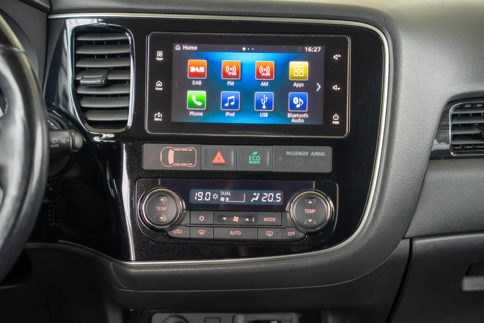 Mitsubishi Outlander 2.0MIVEC Plug-in Hybrid 4WD