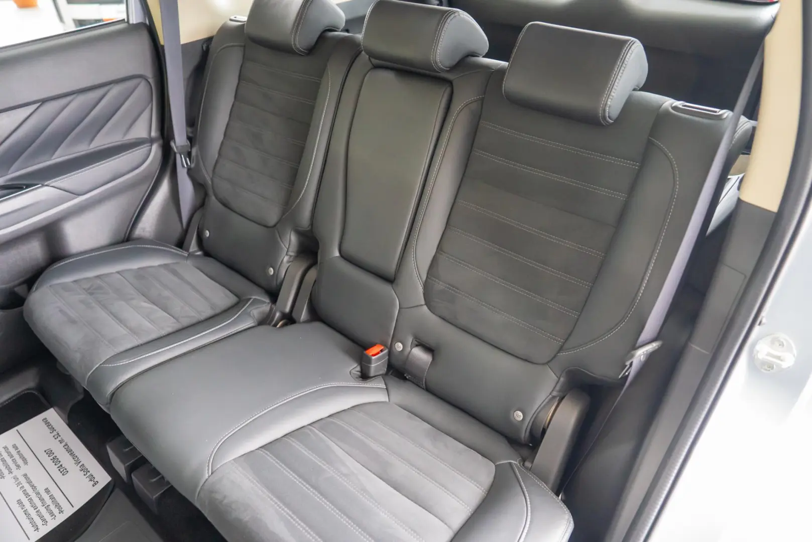 Mitsubishi Outlander 2.0MIVEC Plug-in Hybrid 4WD