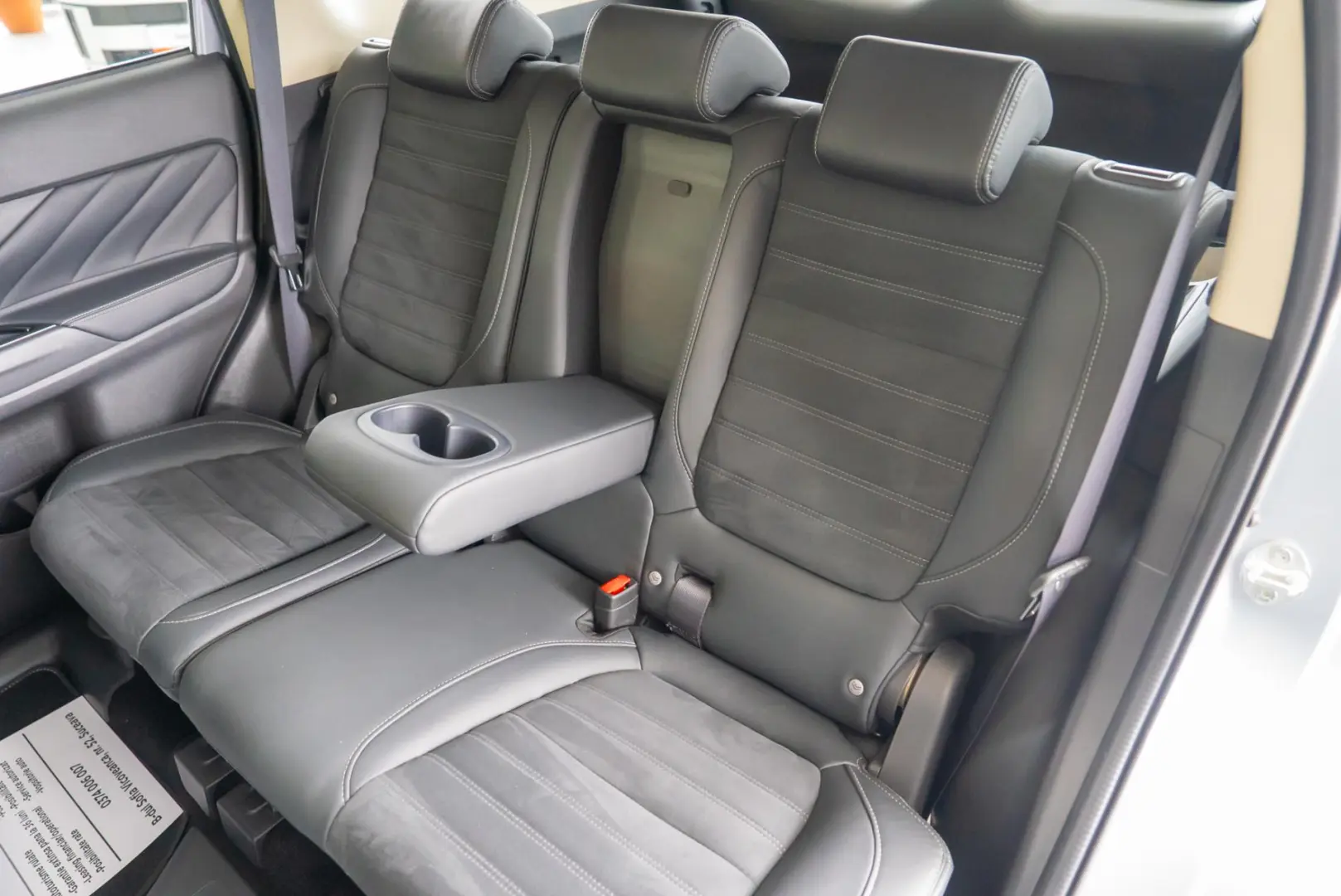 Mitsubishi Outlander 2.0MIVEC Plug-in Hybrid 4WD