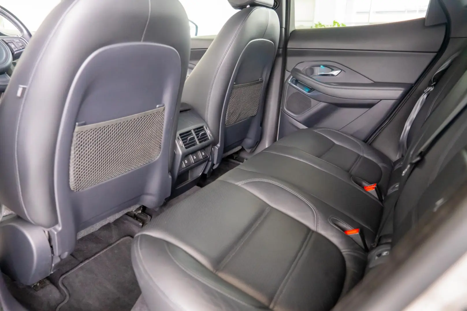 Jaguar E-Pace 2.0 D150 AWD Automat
