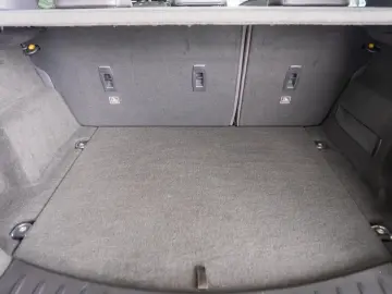 Jaguar E-Pace 2.0 D150 AWD Automat