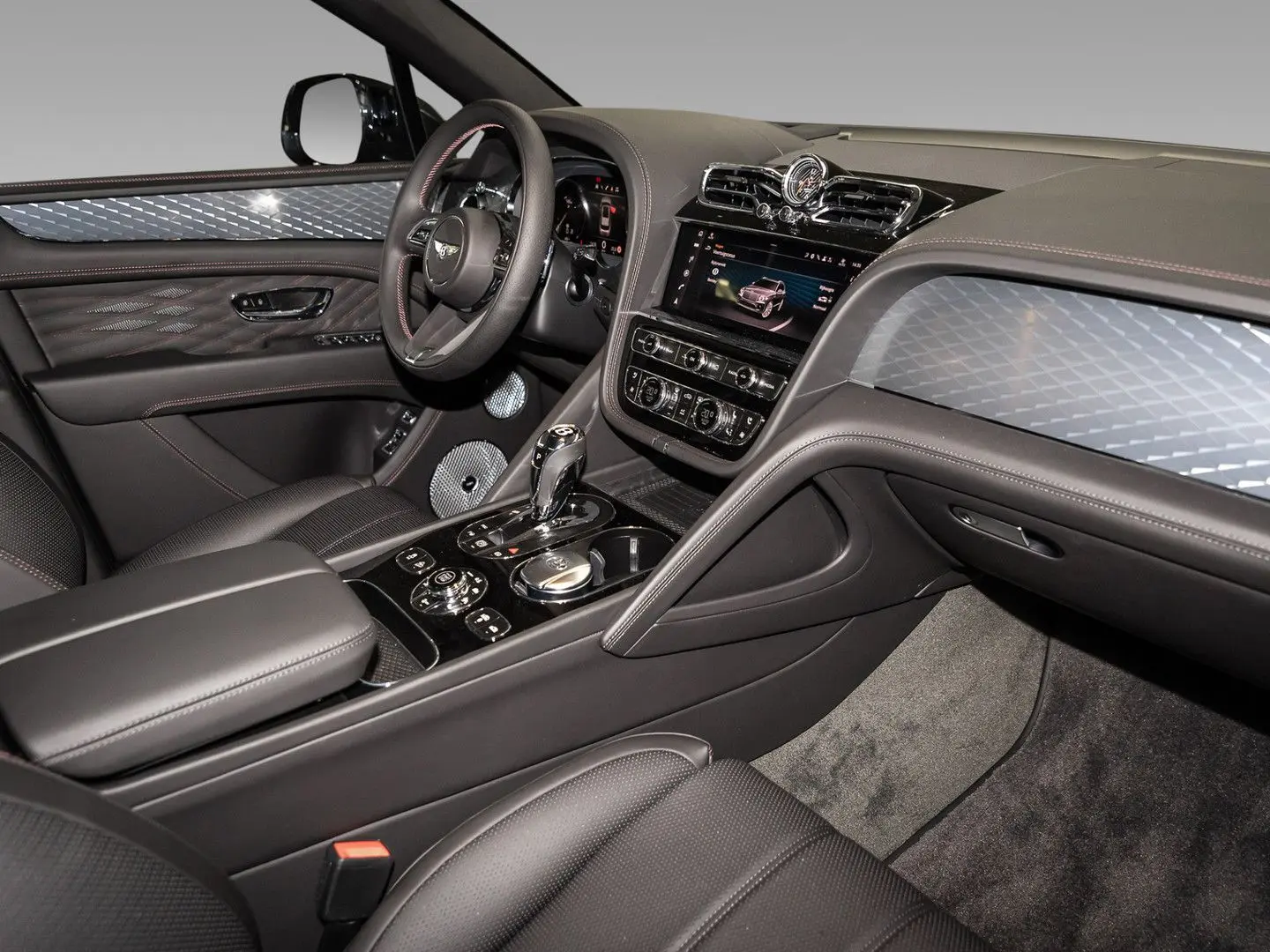 Bentayga V8 Azure EWB |First Edition|Black Line|