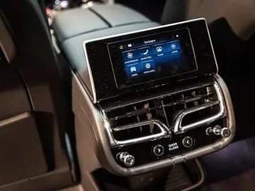 Bentayga V8 Azure EWB |First Edition|Black Line|