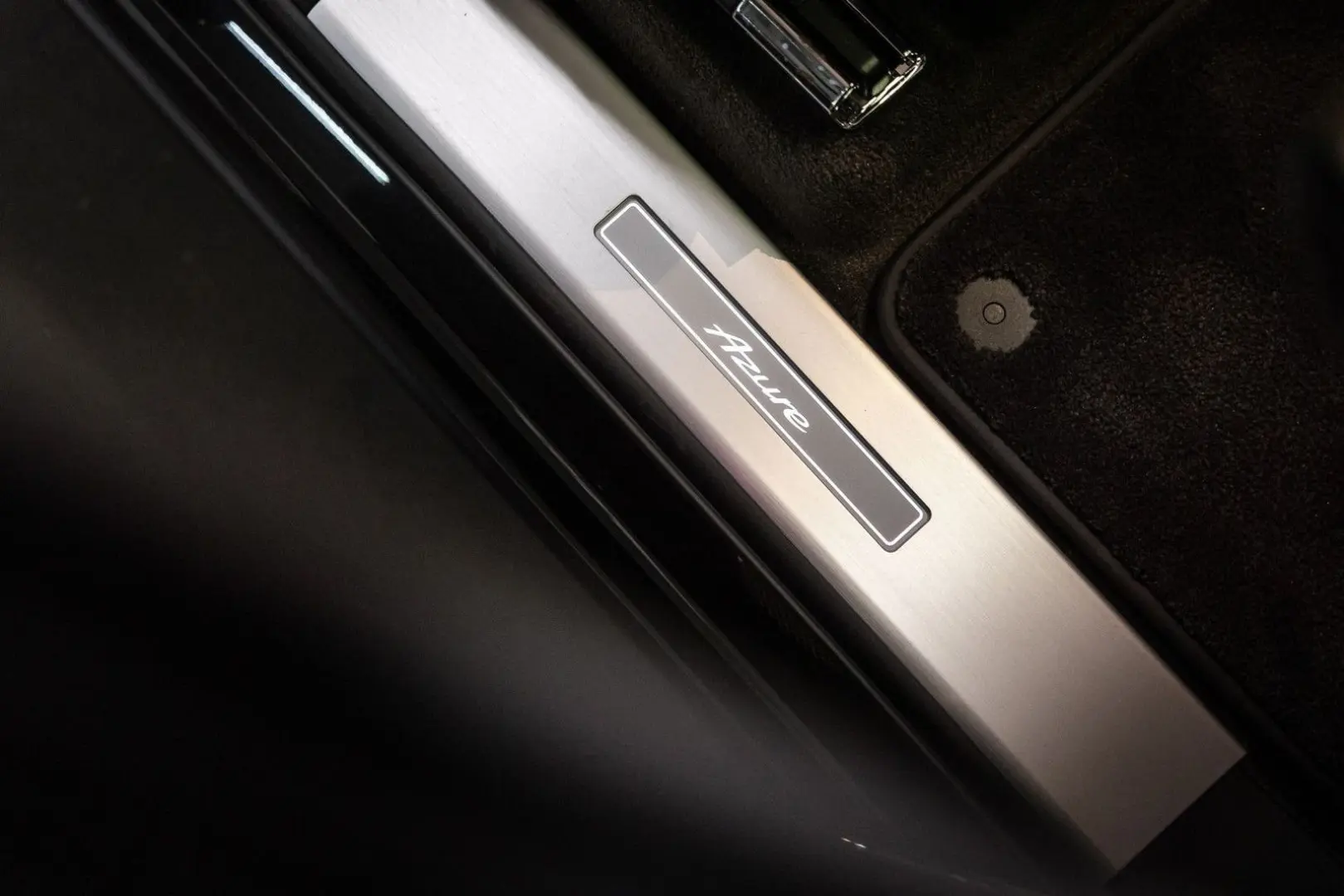Bentayga V8 Azure EWB |First Edition|Black Line|