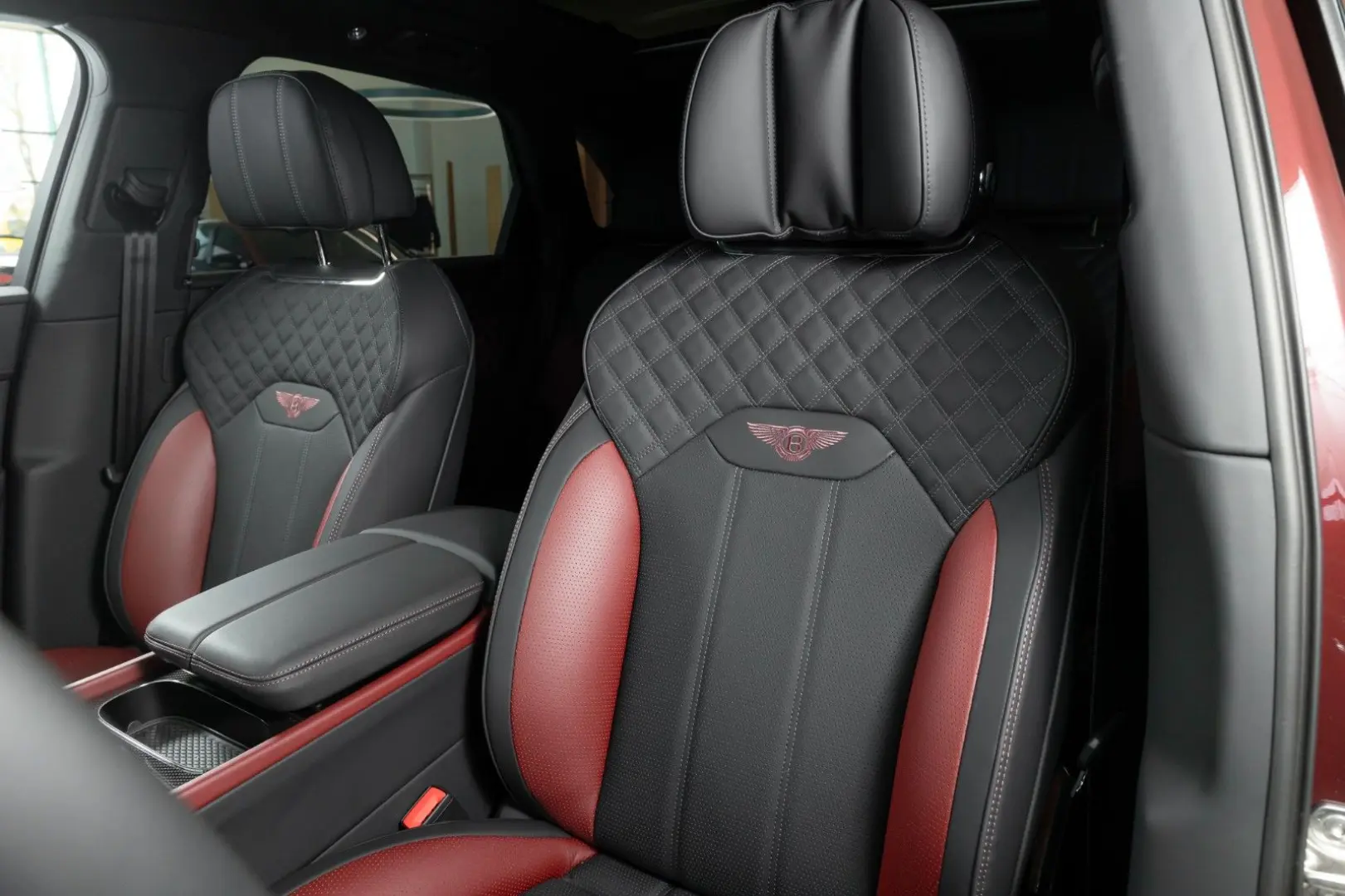 Bentayga S V8 - Naim, Diamond Quilt Spec.