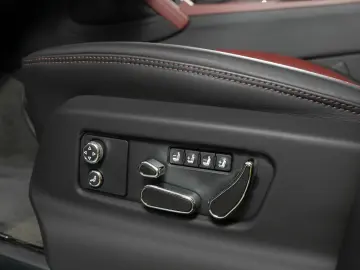 Bentayga S V8 - Naim, Diamond Quilt Spec.