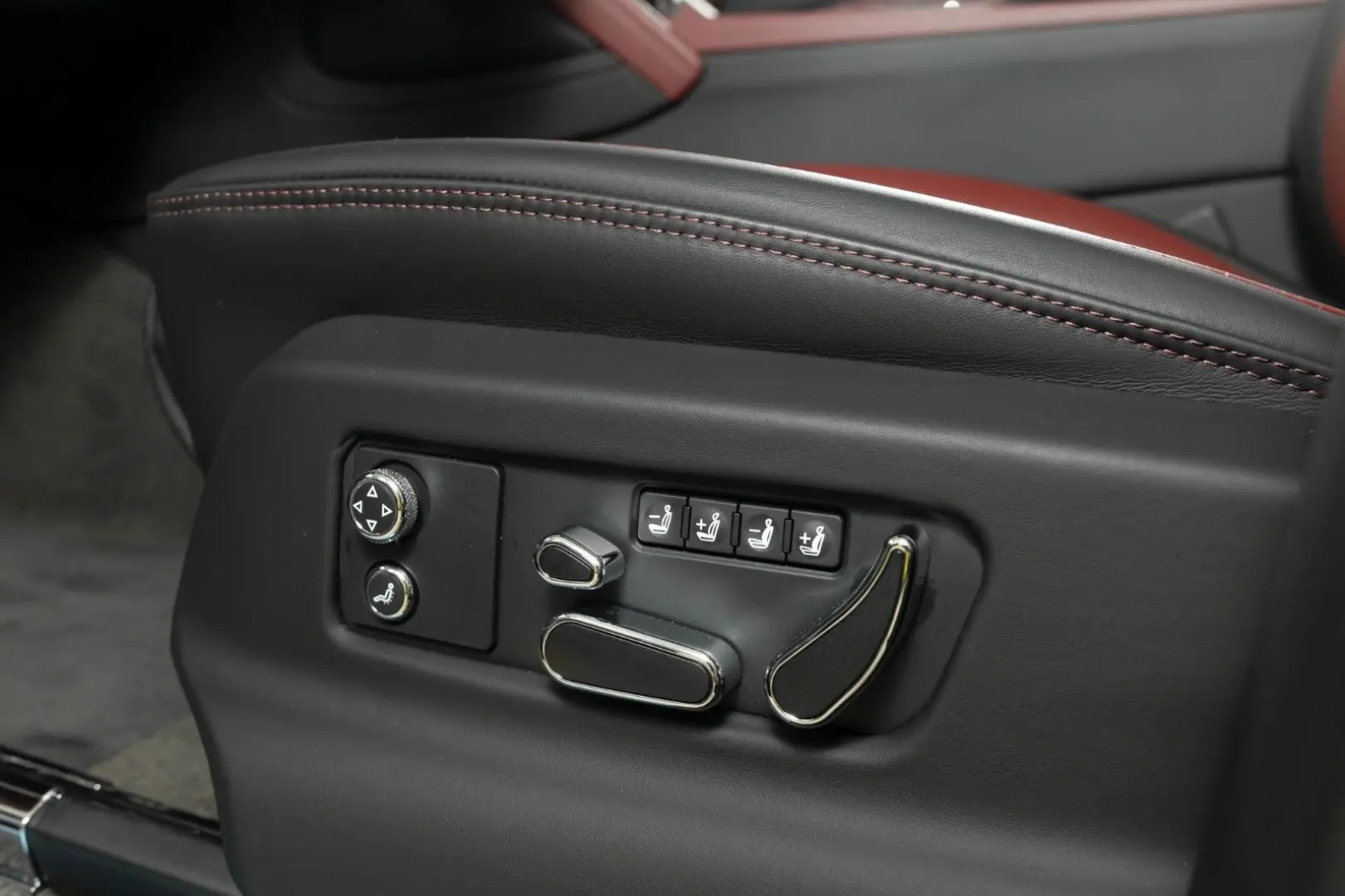 Bentayga S V8 - Naim, Diamond Quilt Spec.