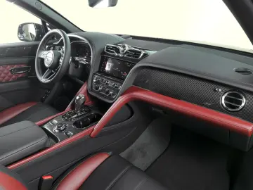 Bentayga S V8 - Naim, Diamond Quilt Spec.