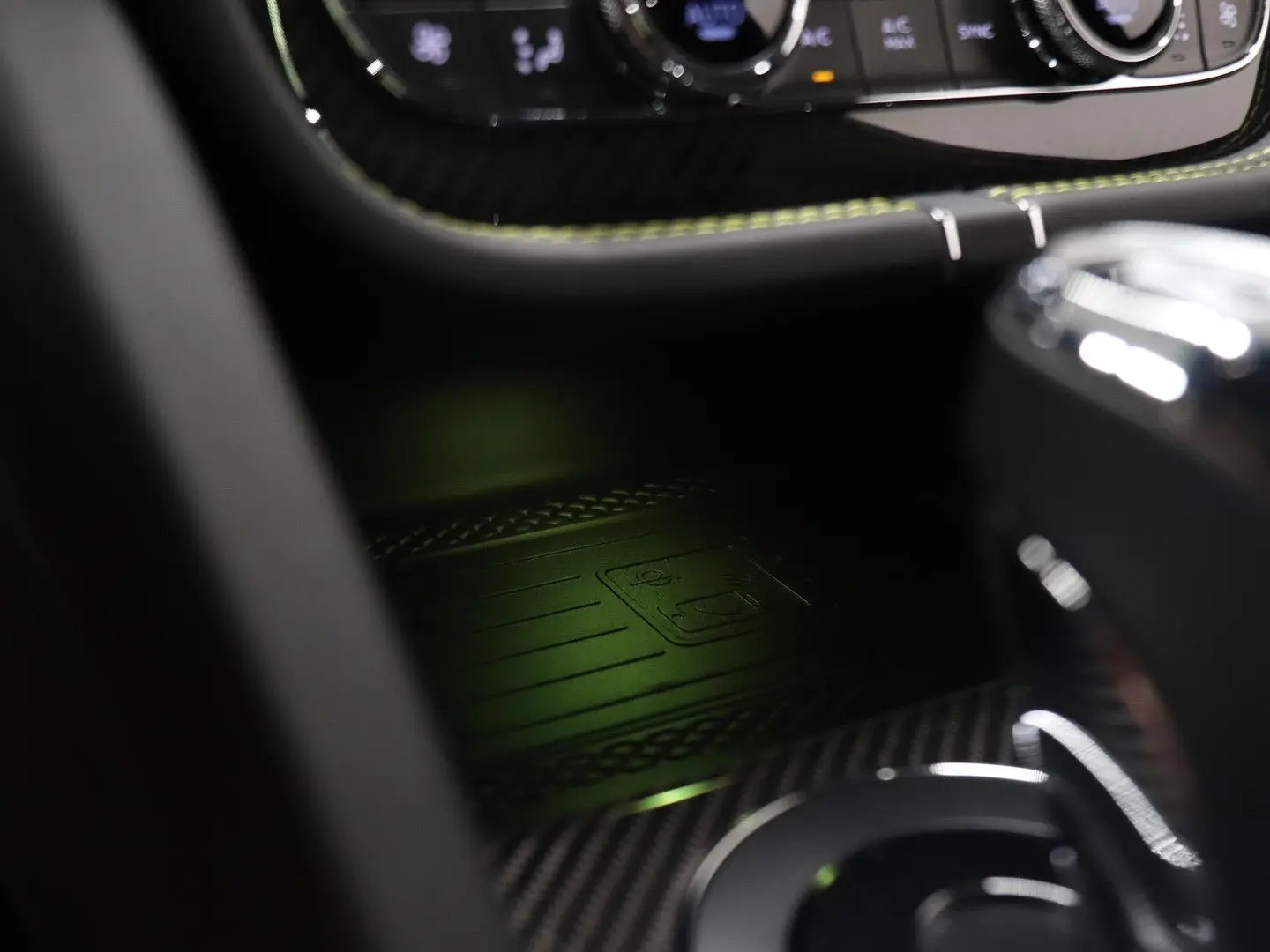 Bentayga 3.0 V6 Hybrid S TOURING | BLACK LINE |