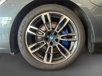 550e xDrive MSport