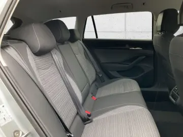 Superb Combi Selection 1.5 TSI Navi Kamera DigiC