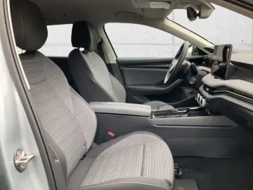 Superb Combi Selection 1.5 TSI Navi Kamera DigiC