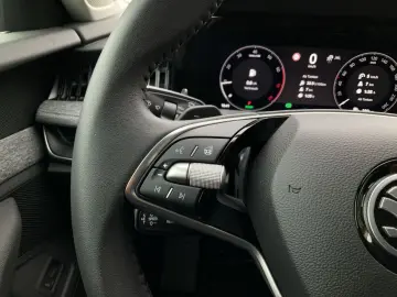 Superb Combi Selection 1.5 TSI Navi Kamera DigiC