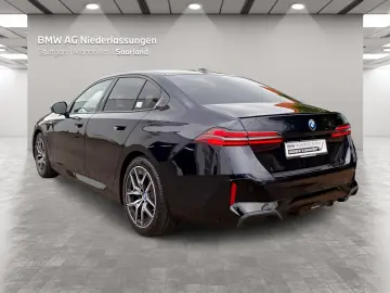 550e xDrive Limousine M Sport