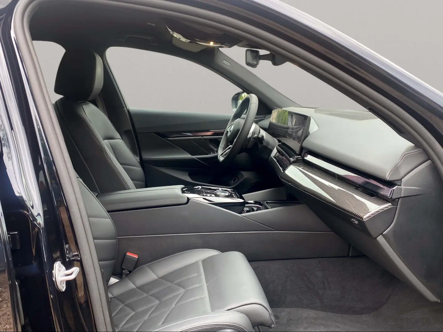 550e xDrive Limousine M Sport