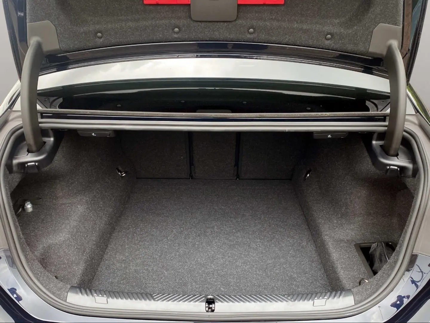550e xDrive Limousine M Sport