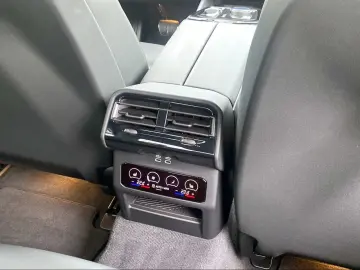 550e xDrive Limousine M Sport