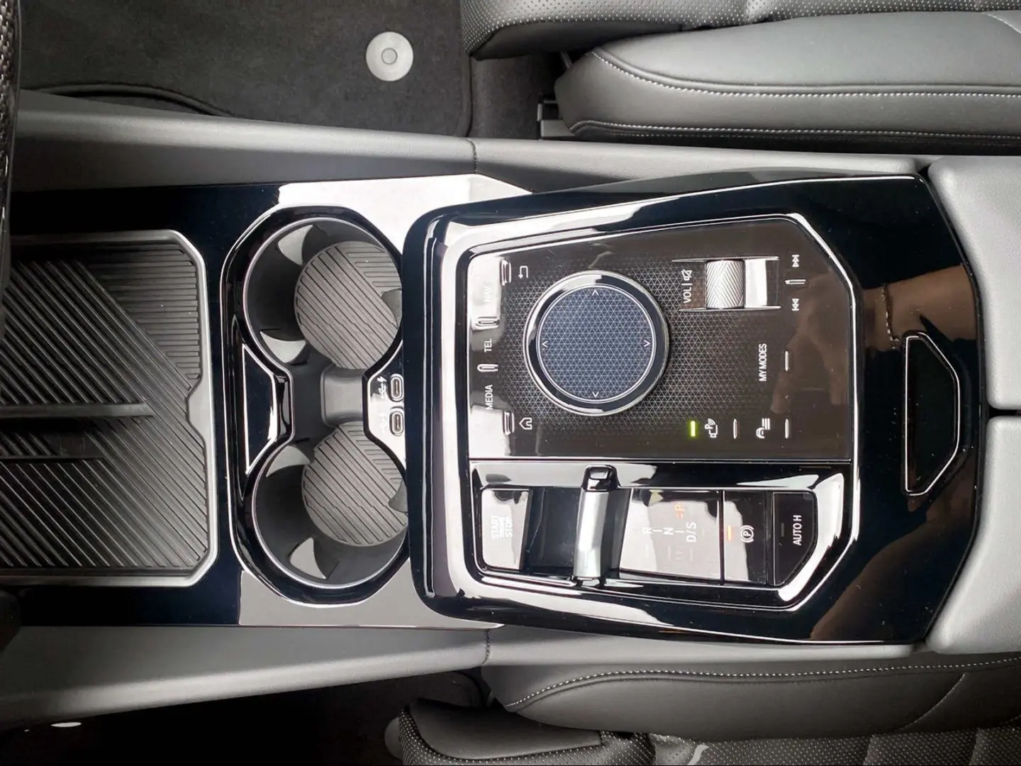 550e xDrive Limousine M Sport