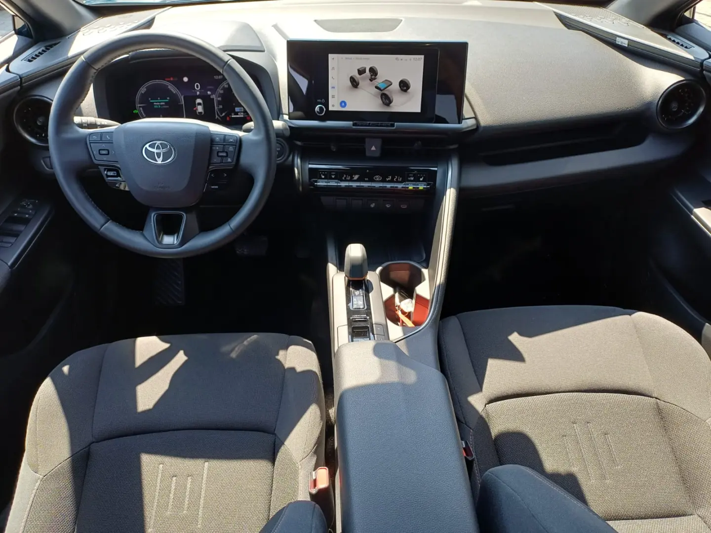 Toyota CHR 1.8 hybrid 140 cp CVT Dynamic