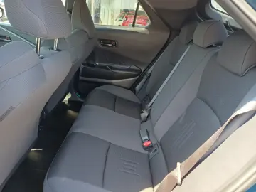 Toyota CHR 1.8 hybrid 140 cp CVT Dynamic