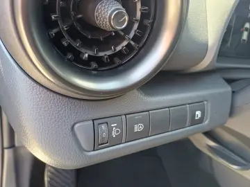 Toyota CHR 1.8 hybrid 140 cp CVT Dynamic
