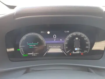 Toyota CHR 1.8 hybrid 140 cp CVT Dynamic
