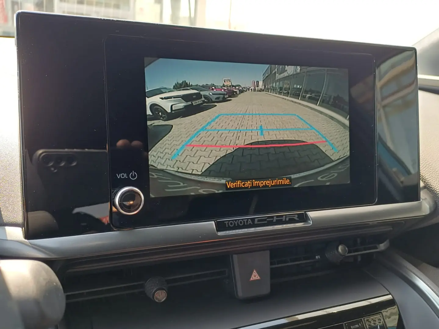Toyota CHR 1.8 hybrid 140 cp CVT Dynamic