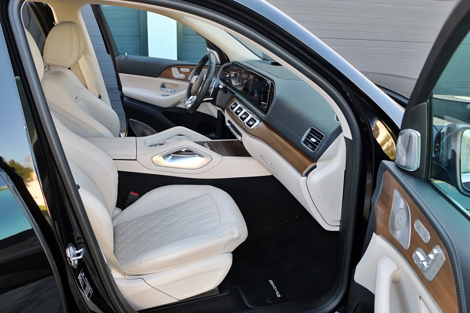 Milanne Auto Trade - TVA Inclus - HYBRID - Fara Daune