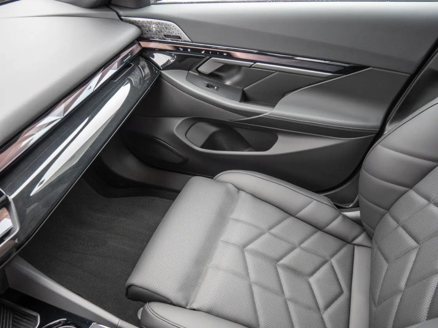 550e xDrive M-Sport