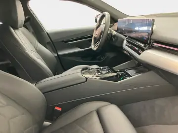 520i M Sport HUD+Lenkradhzg+RFK+Keyless+SHZ