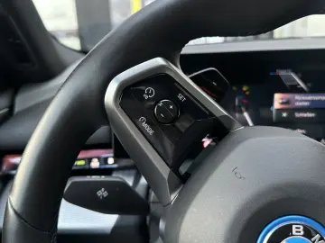 550e xDrive M Sport Pro DA Prof PA+ Pano AHK B&W