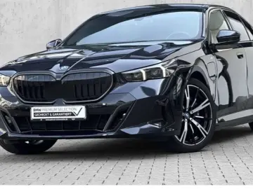 550e xDrive M Sport Pro DA Prof PA  Pano AHK B&W