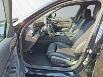 550 e xDrive M Sport