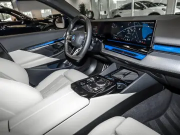 550e xDrive M Sport
