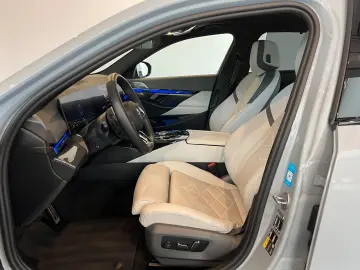 550e xDrive M-Sport