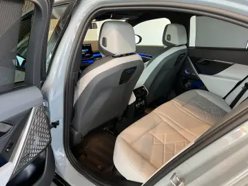 550e xDrive M-Sport