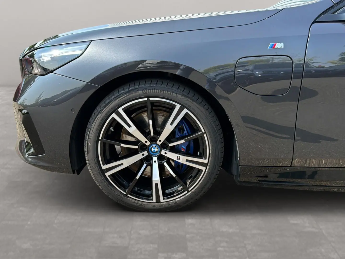 550e xDrive Limousine M