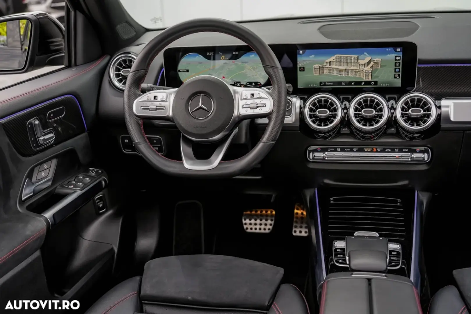 Mercedes-Benz GLB 200 7G-DCT AMG Line