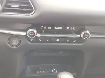 Mazda CX-30 SKYACTIV 2.0 M-Hybrid 150CP Automat
