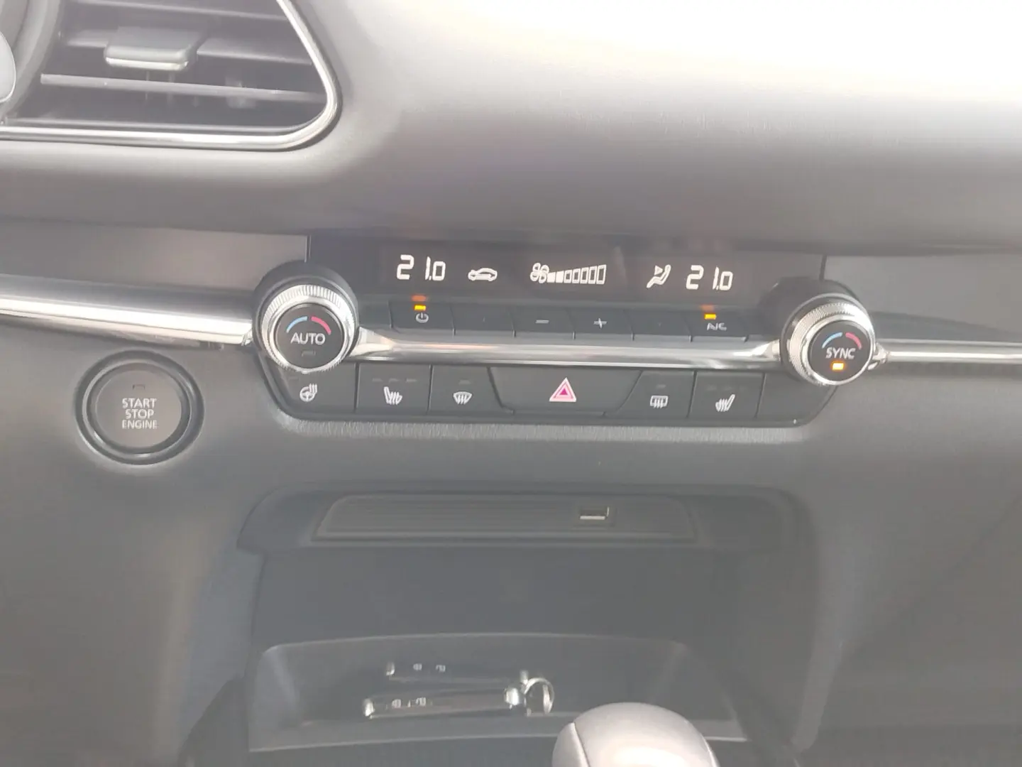 Mazda CX-30 SKYACTIV 2.0 M-Hybrid 150CP Automat