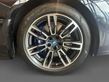 550e xDrive M Sport Pro+DrivAssistProf+wenig KM