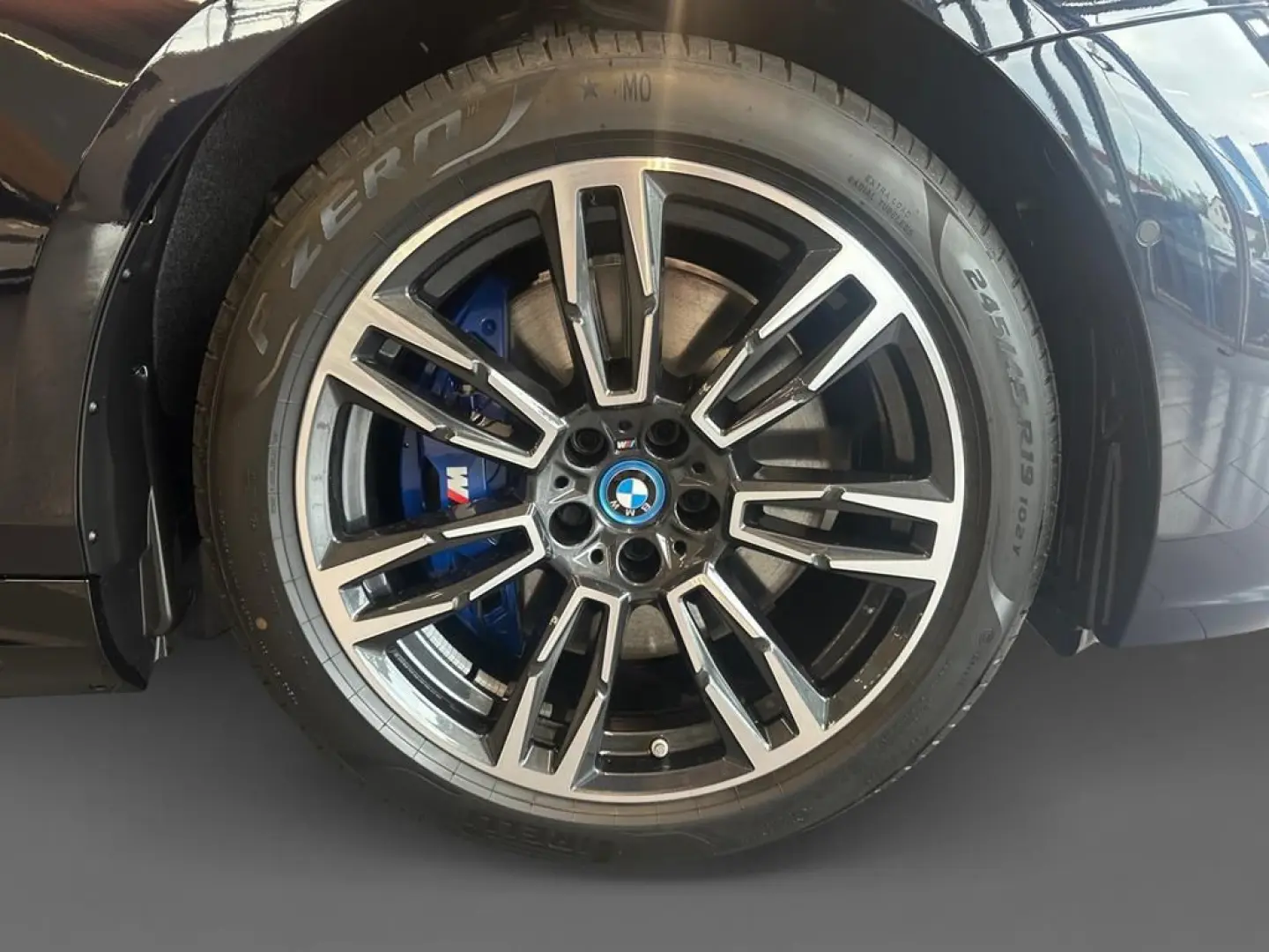 550e xDrive M Sport Pro+DrivAssistProf+wenig KM