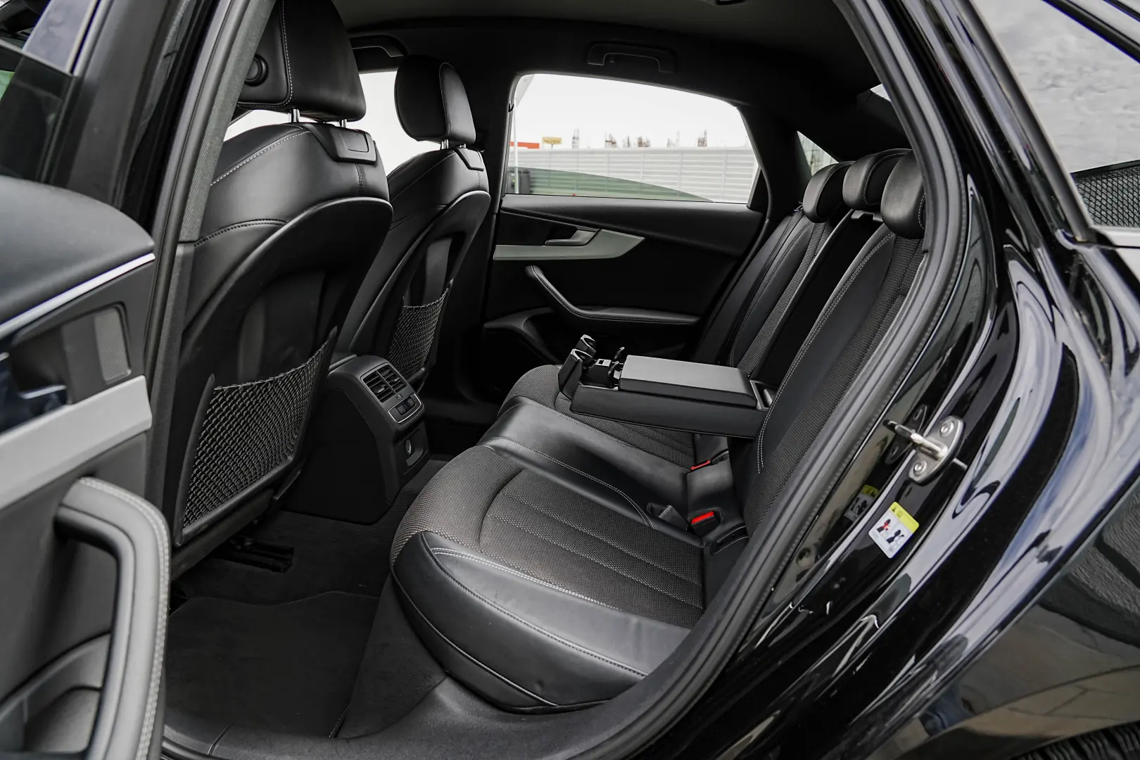 Audi A4 Avant 2.0 TDI quattro S tronic Sport