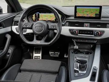 Audi A4 Avant 2.0 TDI quattro S tronic Sport
