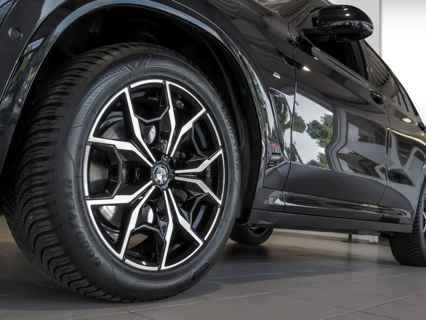 X3 xDrive 20 i M SPORT-Navi*AHK*Kamera*Head-up*L